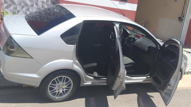 Fiesta sedan, completo sem detalhes pra fazer é pegar e rodar - Foto 11