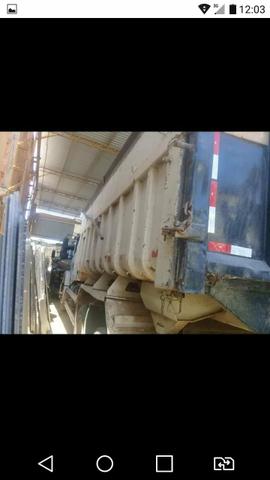 Vendo caçamba muito boa 15 metro ano 2014 da morombi - Foto 5