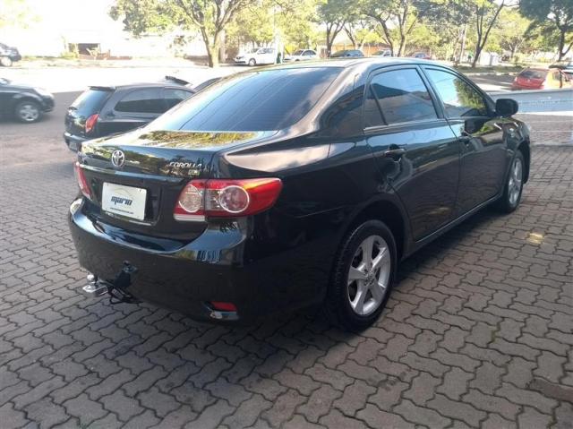 TOYOTA COROLLA 1.8 GLI 16V FLEX 4P MANUAL - Foto 3