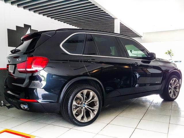 BMW X5 2017/2017 3.0 4X4 30D I6 TURBO DIESEL 4P AUTOMÁTICO - Foto 3