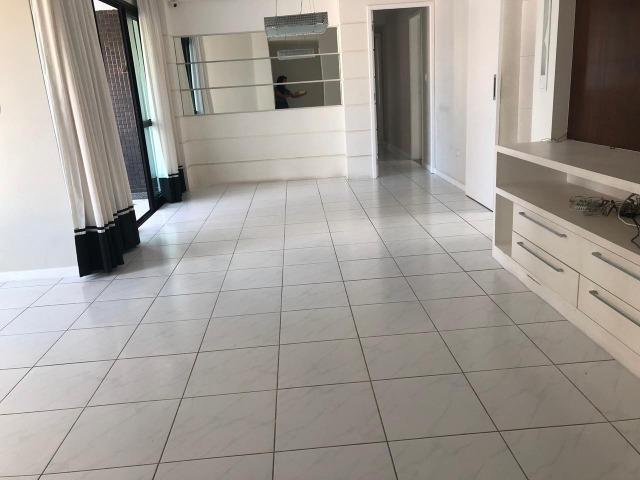 Apartamento à Venda no Jardins em Aracaju no Edifício Parque da Sementeira - Foto 2