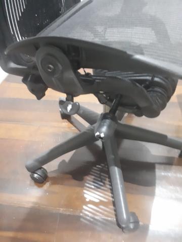 Herman Miller - Modelo Aeron - Foto 3