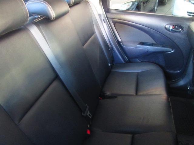 Toyota Etios sedan 1.5 xls automatc - Foto 13