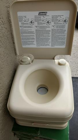 Banheiro químico portátil - nunca utilizado - Foto 2