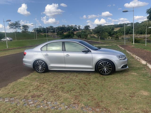 Jetta 2.0 confortline 2014 - Foto 13