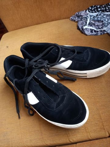 2 tenis por 75