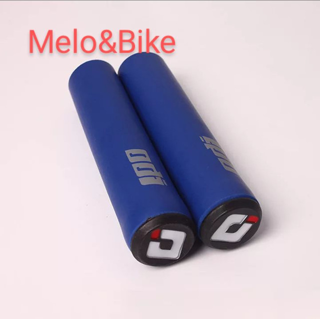 Punho de Bike em silicone. Excelente produto - Foto 4