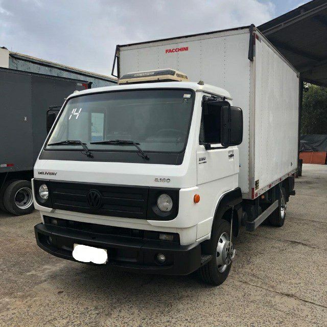 VW 8-160 BAÚ
