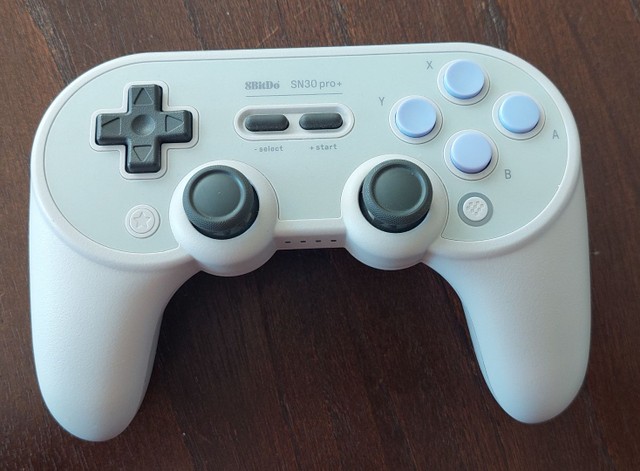 Nintendo switch usado + 2 jogos + controle SN30 pro + case de viagem  - Foto 5