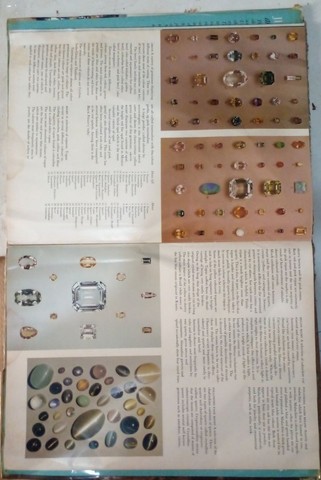 THE PLEASURE OF JEWELRY AND GEMSTONES  - Foto 5