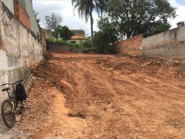Terreno no Centro - Prol. Dr Colares- 357 m2.
