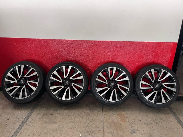 Jogo de rodas 265 40 22 Hilux  - Foto 3