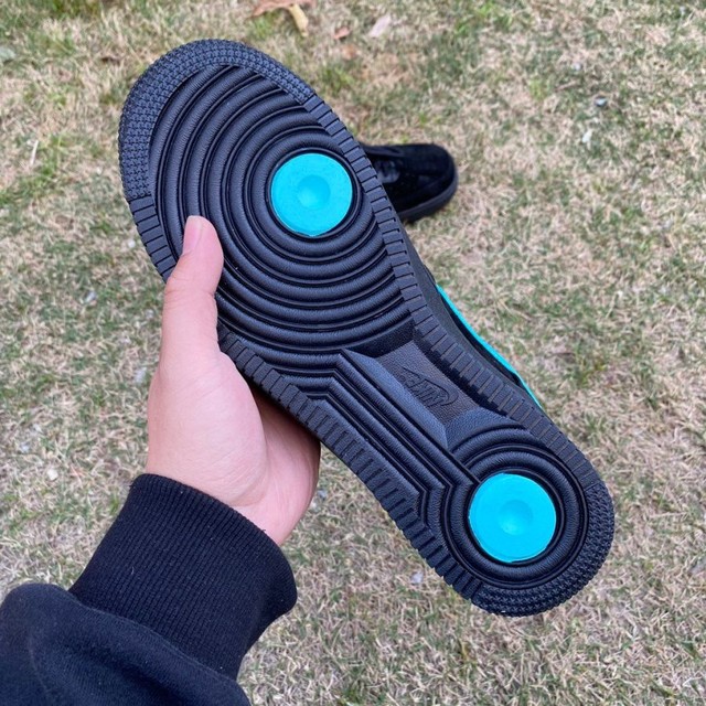 Nike Air Force 1 Low x Tiffany & Co. - Roupas - Parque São Bento