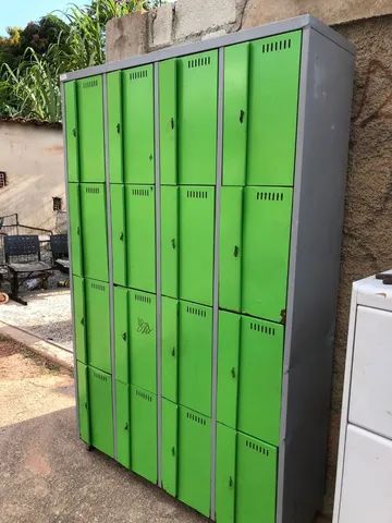 Roupeiro verde 16 portas 2