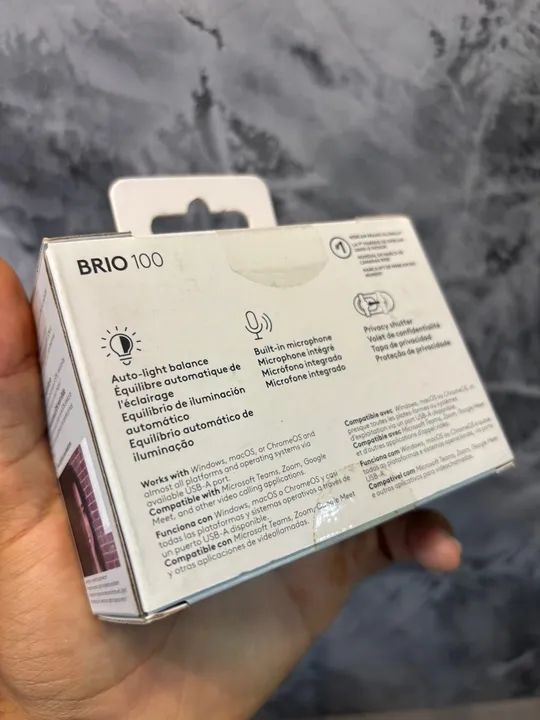 Webcam Full HD Logitech Brio 100 com Microfone Integrado - Foto 2