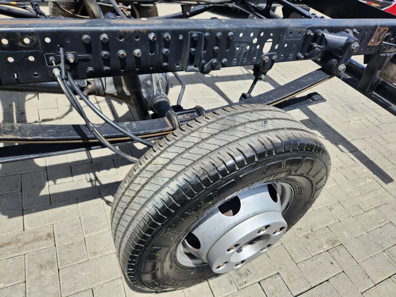 Caminhão Volkswagen Delivery Completo - Foto 12