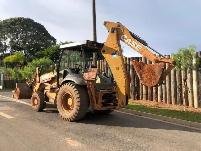 Retroescavadeira 580N 4x4 2012 - Foto 4