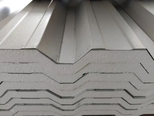 Telhas Galvanizadas Semi-Sanduiche - Foto 3