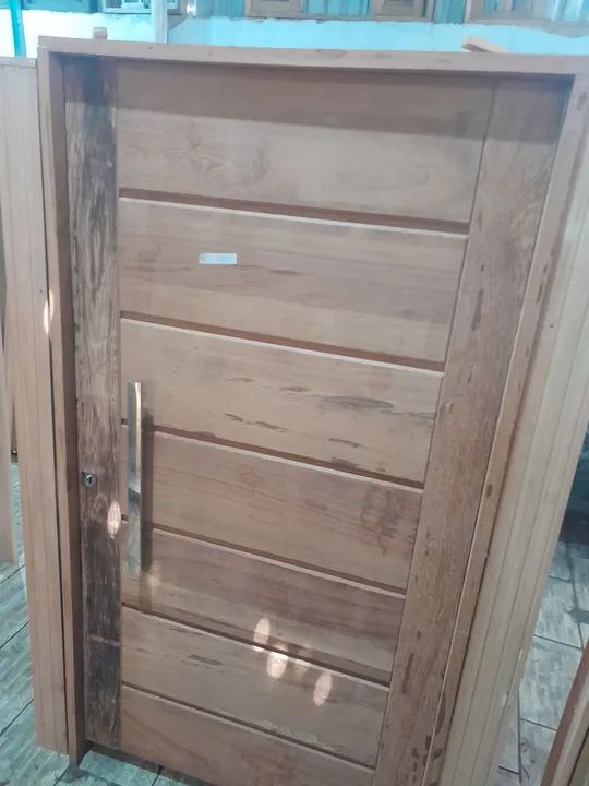 Porta pivotante 118x214mt madeira Angelim  - Foto 2