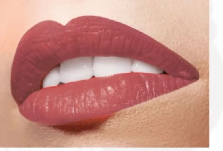 Batom Líquido Ruby Rose Silk Skin marrom  - Foto 4