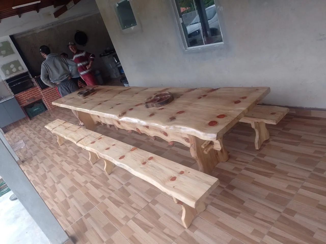 Mesa de pinheiro 