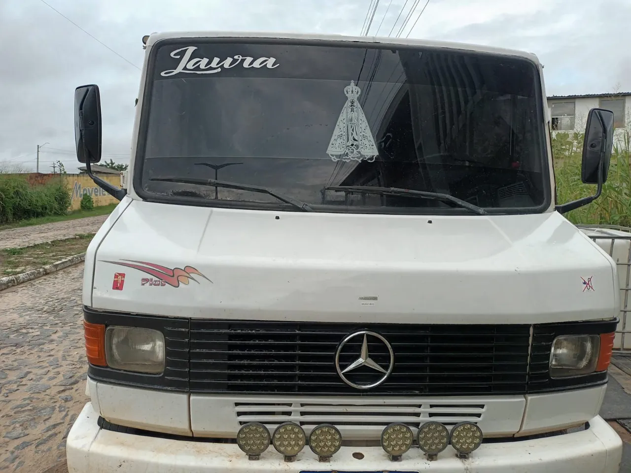 Caminhonete Mercedes