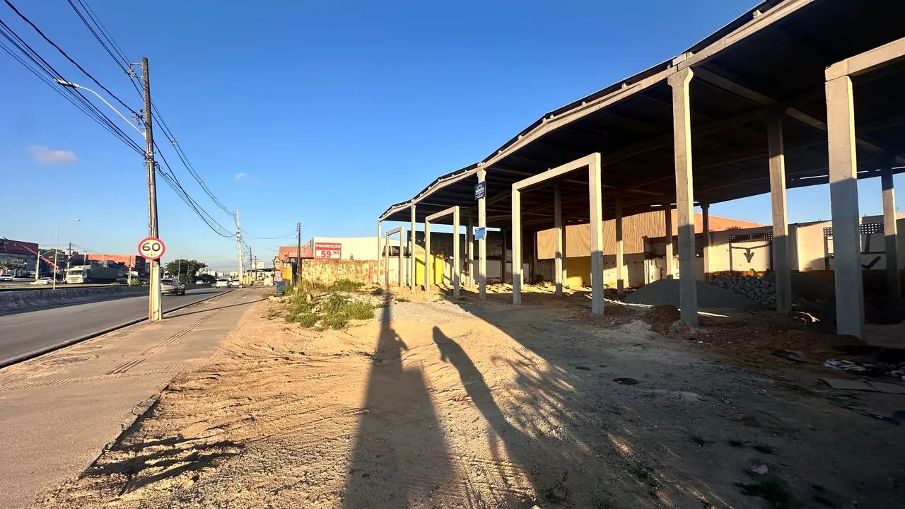 Alugo galpões nas margens da via expressa  - Foto 3