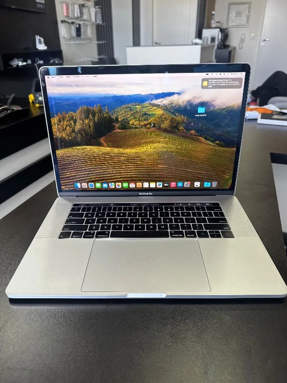 MACBOOK PRO 2018 TELA DE 15 SEMI - Notebooks - Parque Bela Vista
