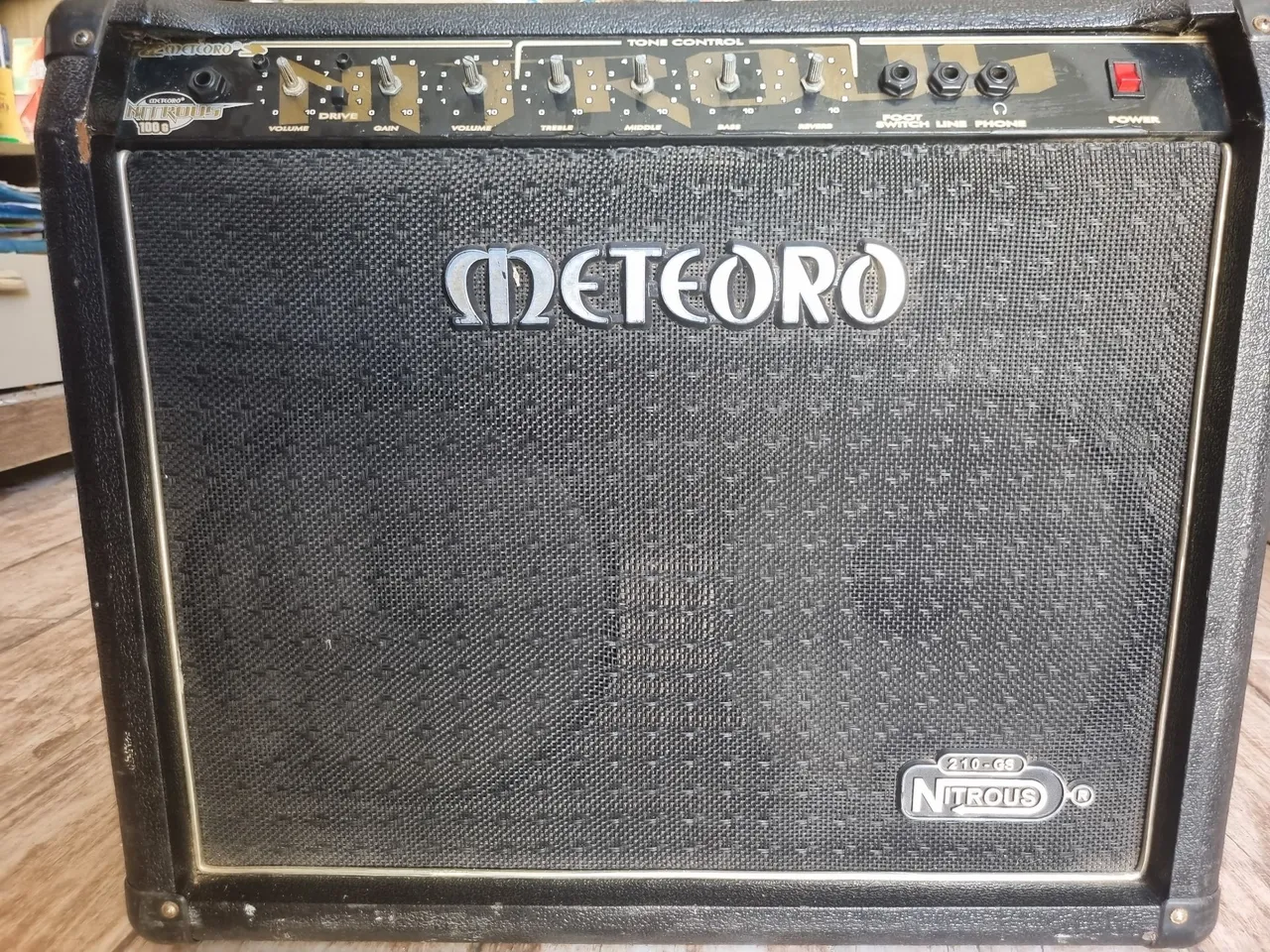 Amplificador Meteoro Nitrous 100