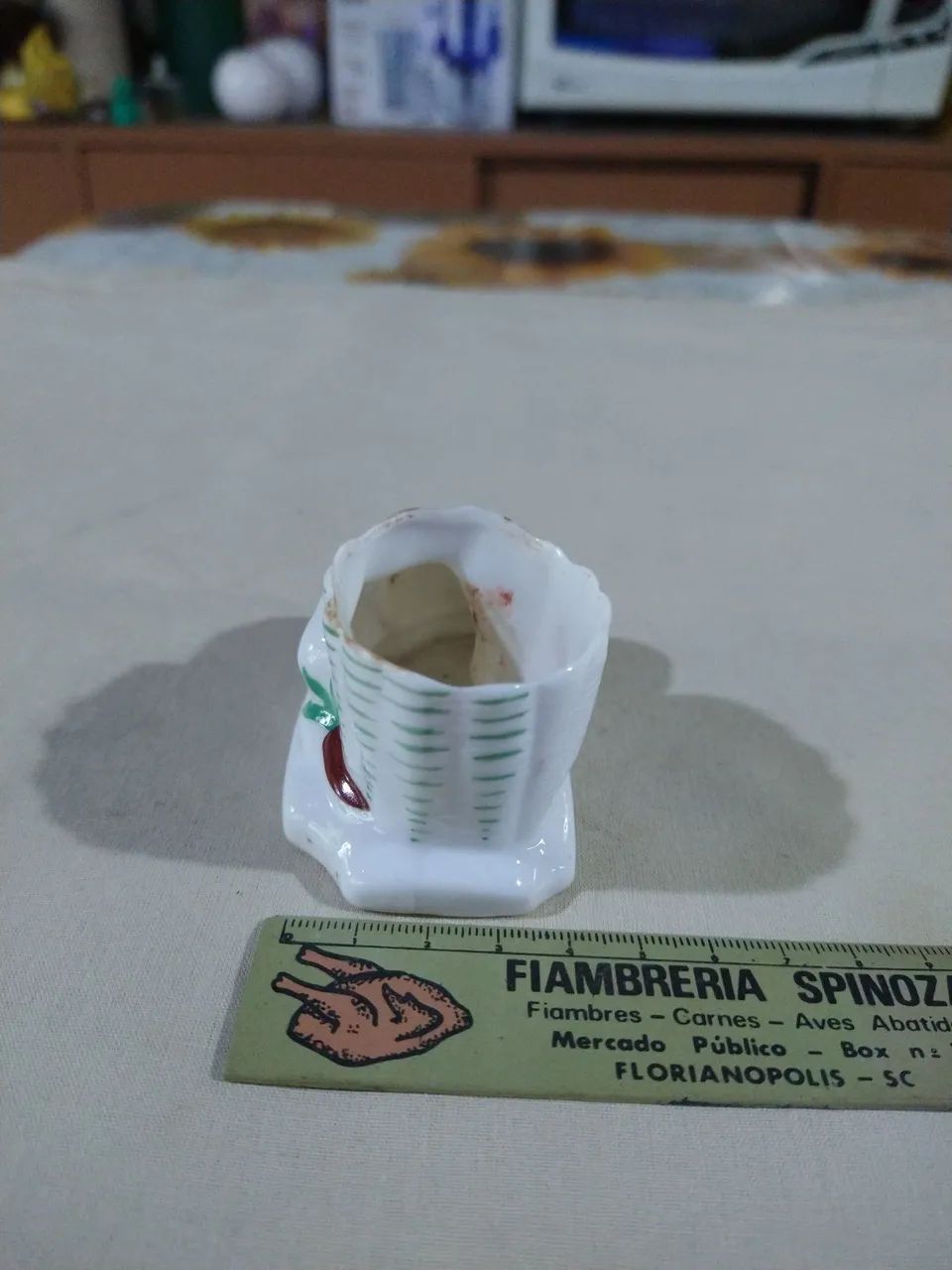Antigo vasinho de porcelana da cerâmica Santana. - Foto 4