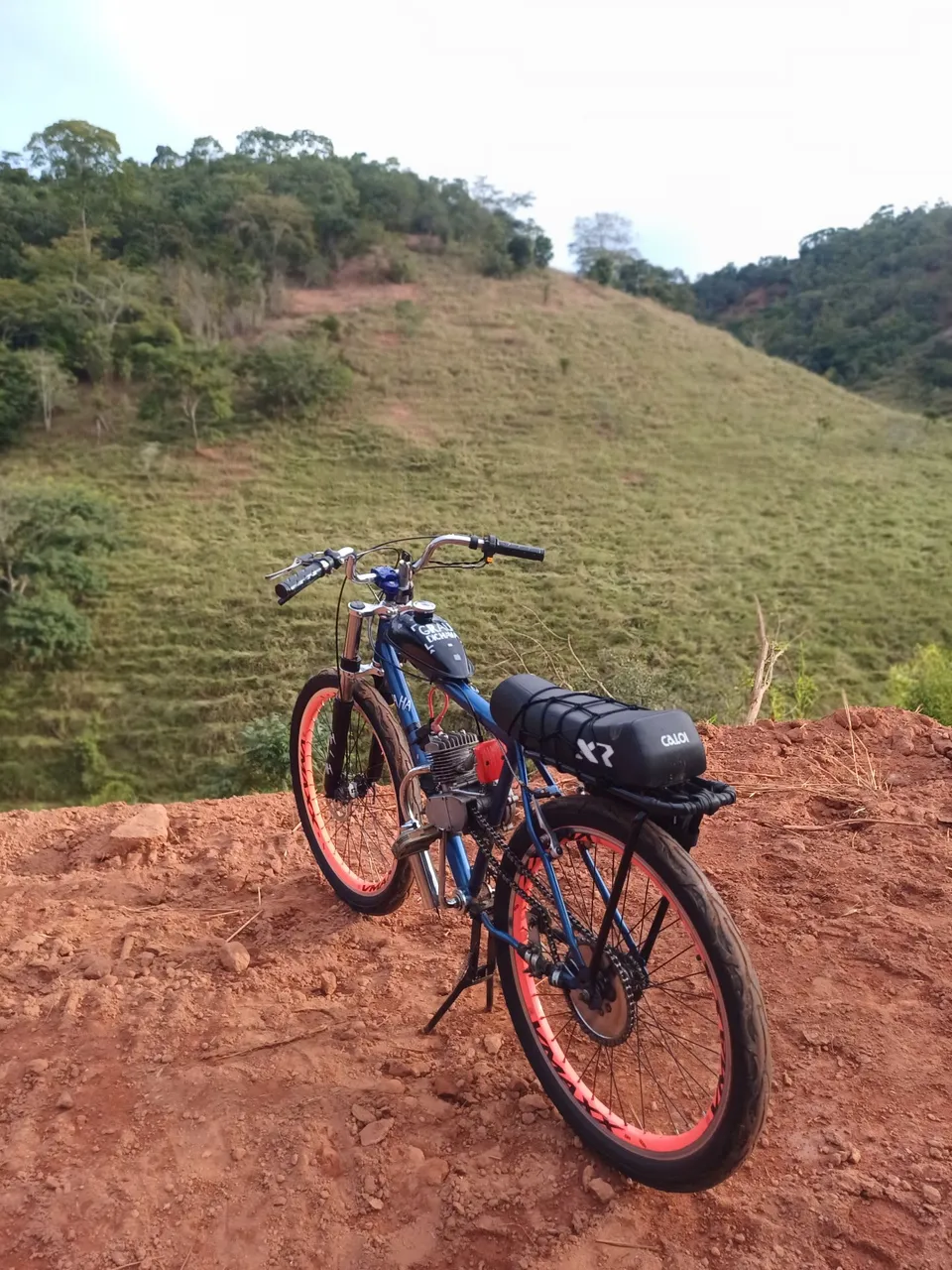 Vendo ou troco motorizada