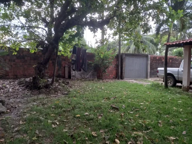 Casa pequeno Sitio em bairro Lagoa em Pararucu, 2 quartos, umo em suite .