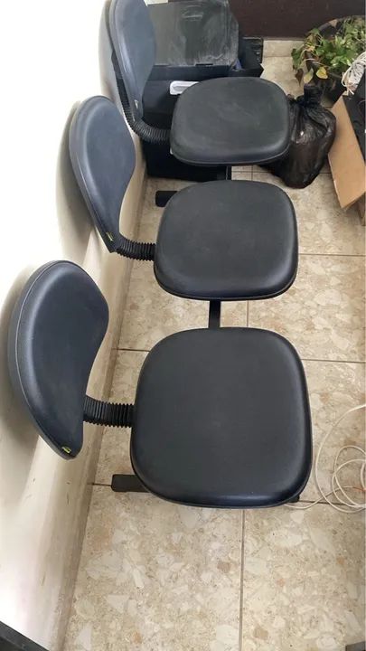 Cadeiras de escritório usadas de 3 lugares