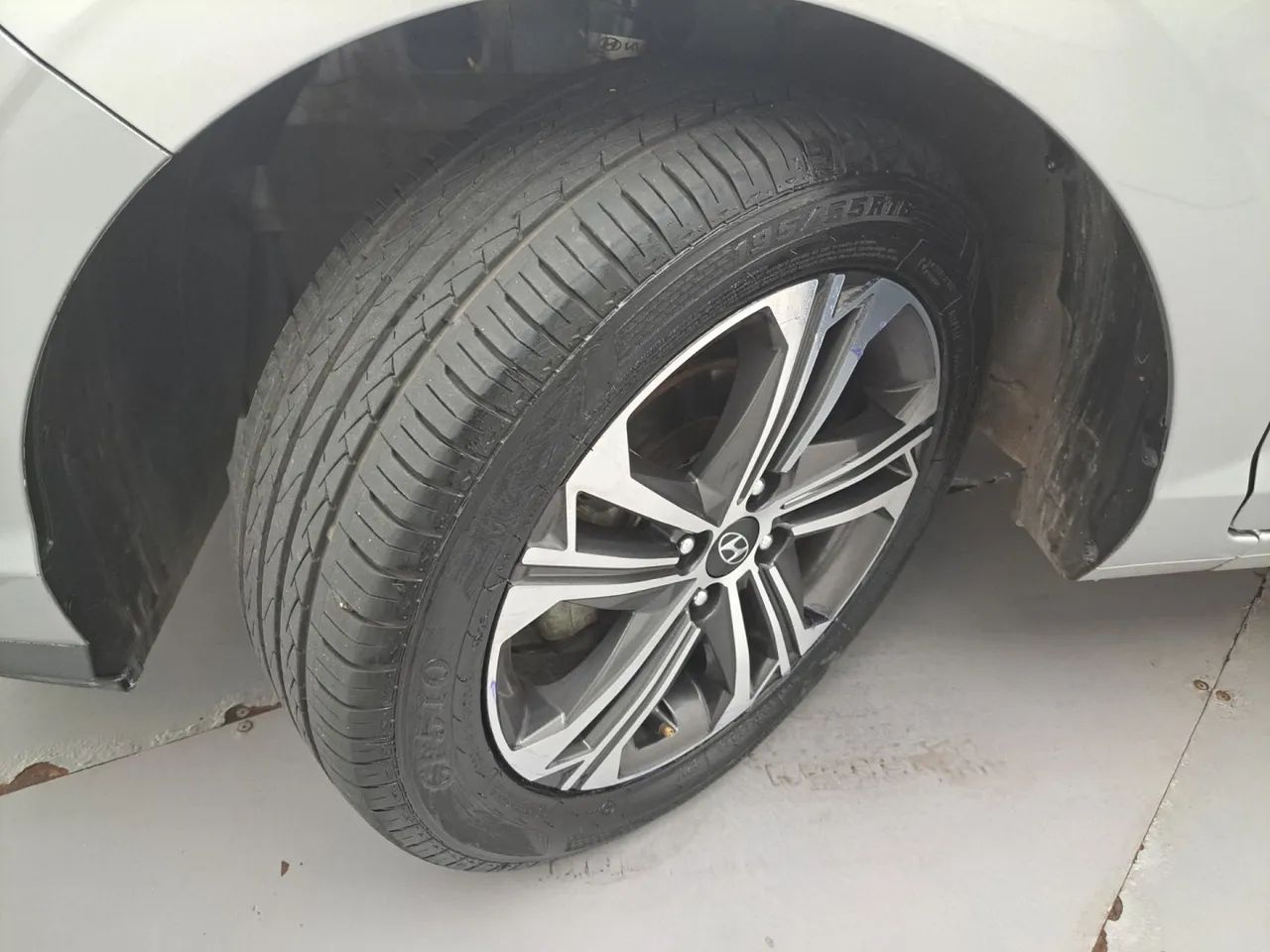 Hyundai HB20S Comfort 1.0 TB Flex 12V Aut. 2024 - Foto 11