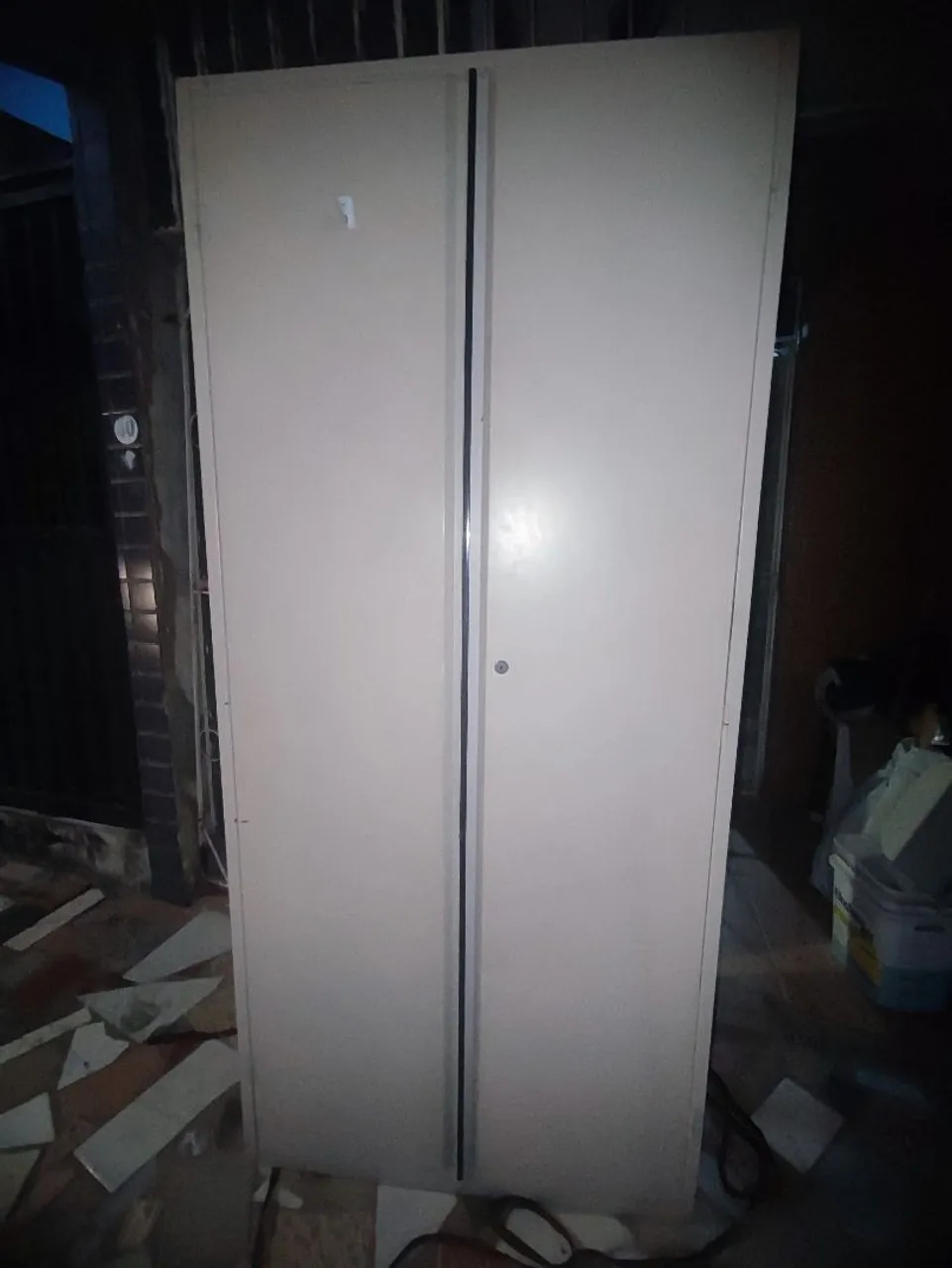 Armário de Escritório aço duas portas ENTREGO LEIA