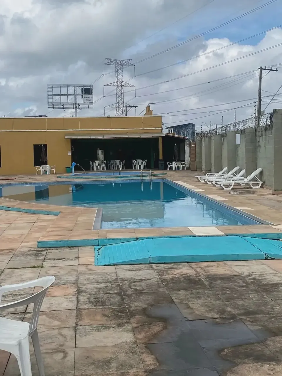 Cond Rio das Pedras - 2 quartos sendo 1 suíte e 2 vagas! - Venda