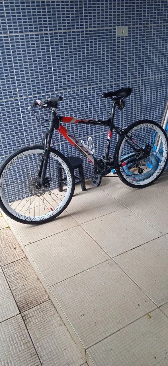 Linda e ótima Bike toda em Alumínio, Freios a Disco  - Foto 3