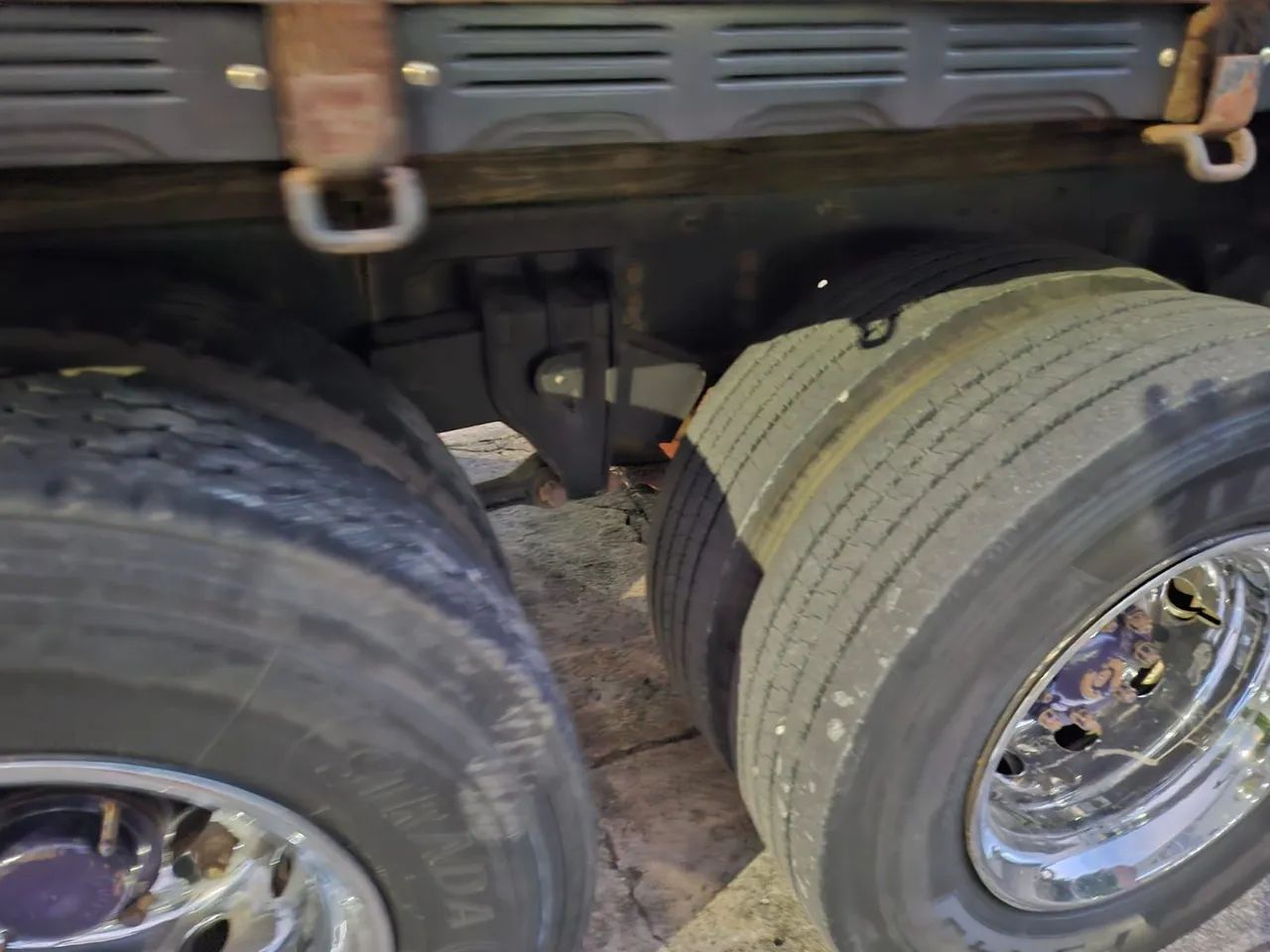 Caminhão VW Constellation 24.250 - 2010 - Foto 12