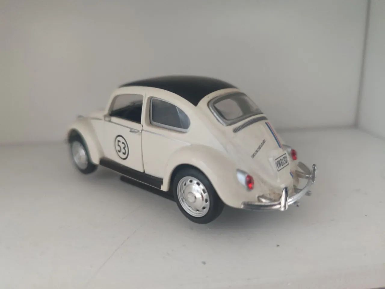 Fusca 53 - Miniatura marca schuco,mais Fusca com teto - Foto 4