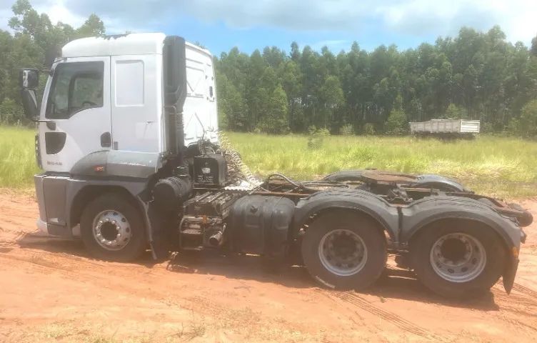 Ford Cargo 2842 Ano 2013 - Foto 6