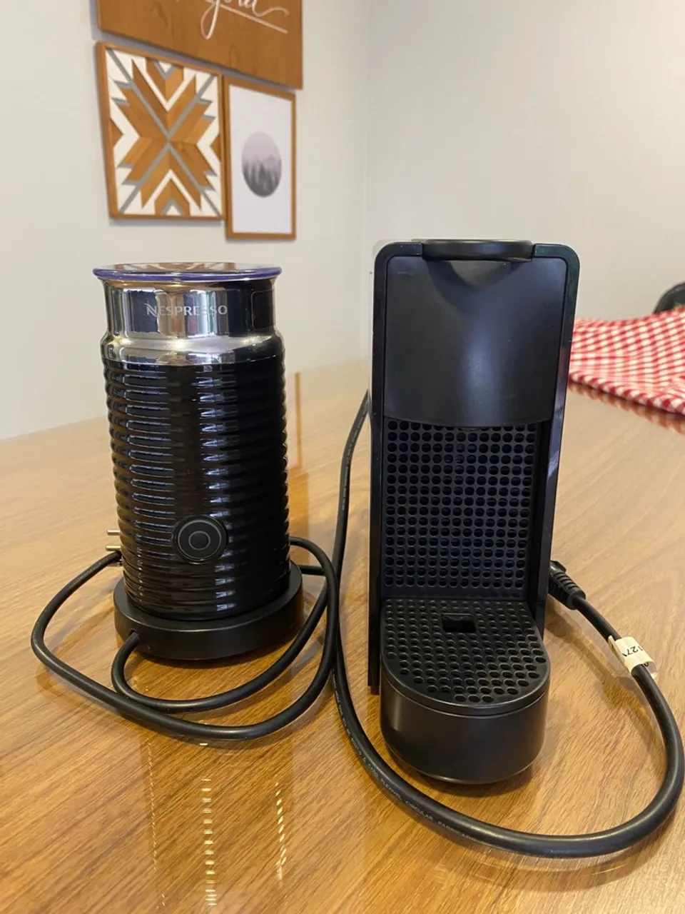 Nespresso Aeroccino e Essenza Mini 110v