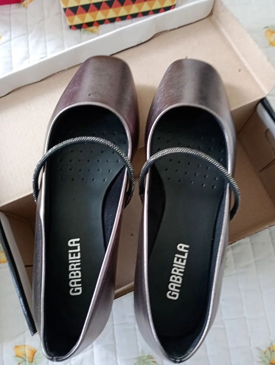 Sapatilha prateada64293282986242120