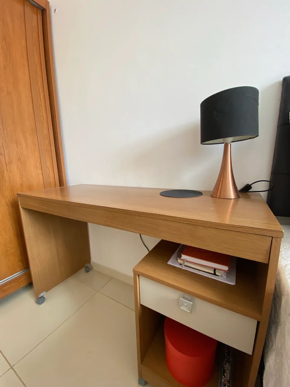 Desk64341324651521122