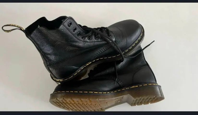 botas dr. martens novas - Foto 4