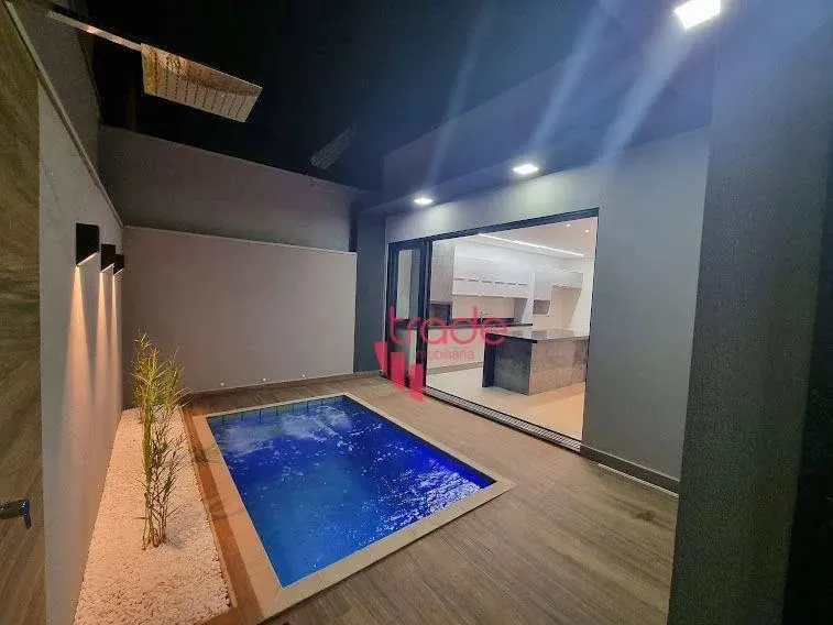 Casa em Condomínio Fechado à Venda de 03 Suítes no Bairro Jardim Valência em Ribeirão Pret
