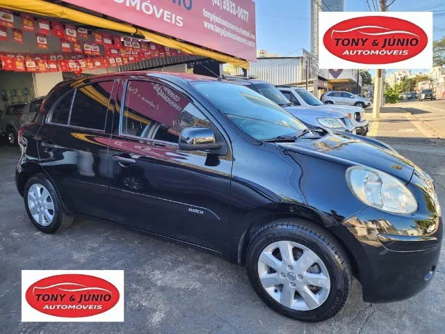 Nissan/March S 1.0 Flex 2013