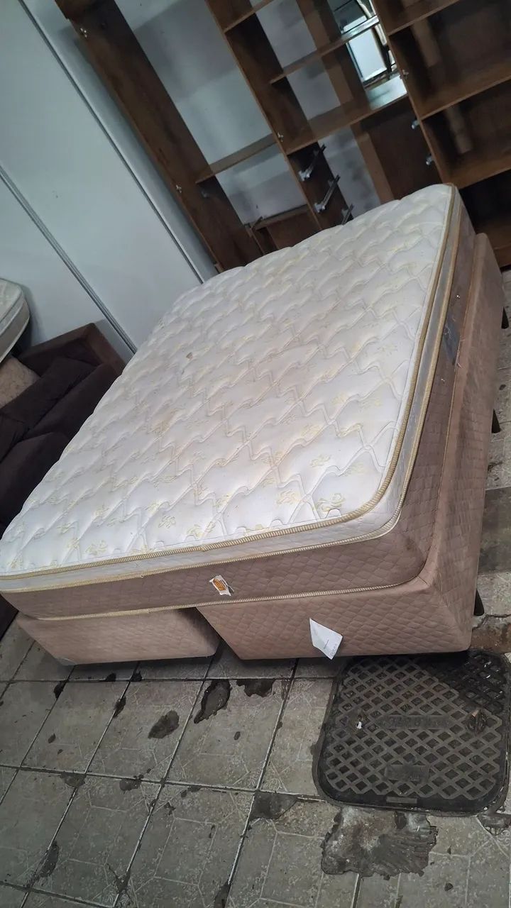 Cama Box Queen herval molas ensacadas conservada - Foto 2