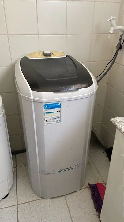Máquina de Lavar Colormaq em ótimo estado!