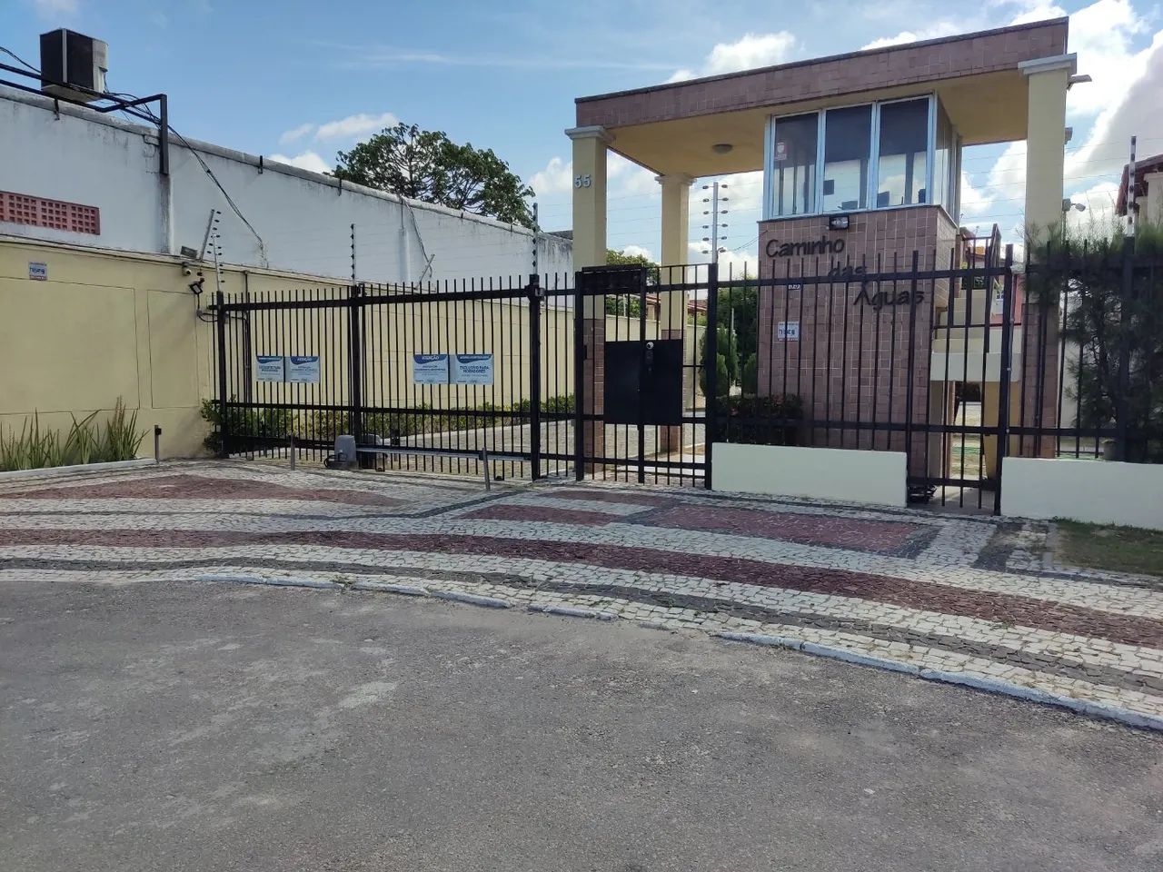 Casa Duplex em Condomínio Fechado com 4 Quartos/ 4 suítes à Venda, 124 m² por R$ 349.999 - Foto 2