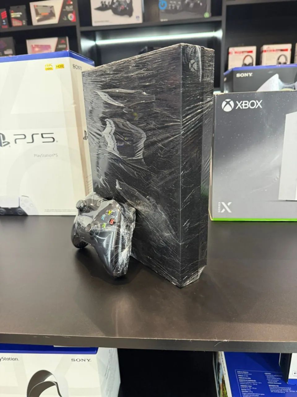 Xbox One X 1TB - 4K Ultra HD - Foto 2